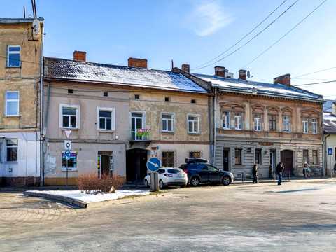комерційна за адресою Львів, Джерельна вул., 31