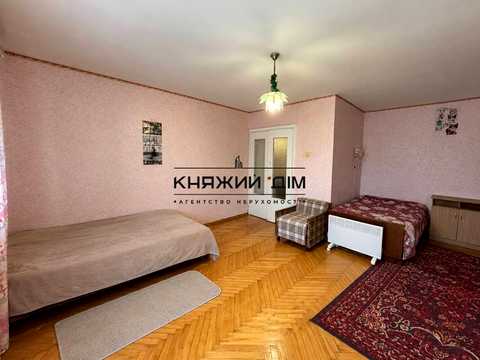 квартира за адресою Незалежності бульв. (50 років Жовтня), 9-А
