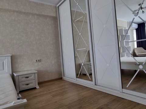 квартира за адресою Велика Васильківська вул. (Червоноармійська), 124-А