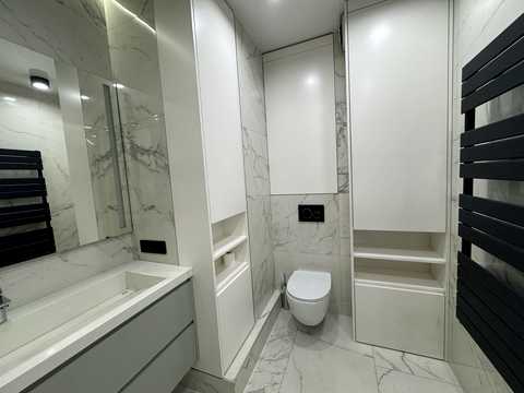 квартира за адресою Зарічна вул., 4к1