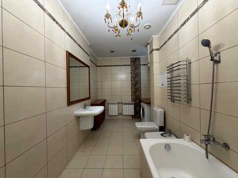 квартира за адресою Саксаганського вул., 121