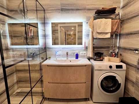 квартира по адресу Співдружності ул., 7