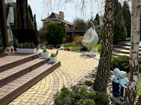 будинок за адресою Соборна вул., 100