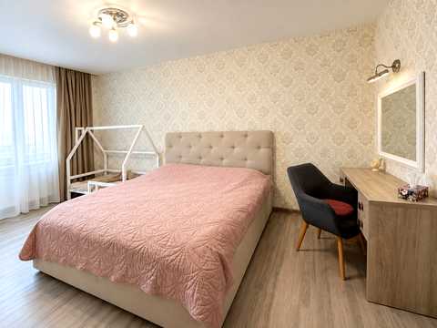 квартира за адресою Михайла Донця вул., 2-Б