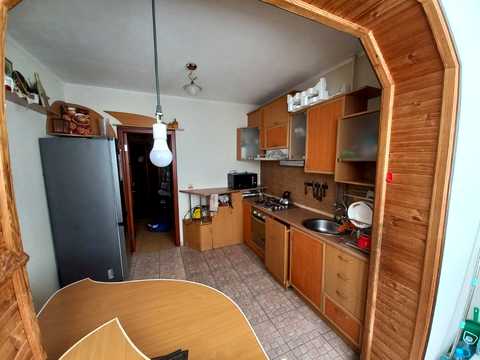 квартира за адресою Дніпровська вул., 2