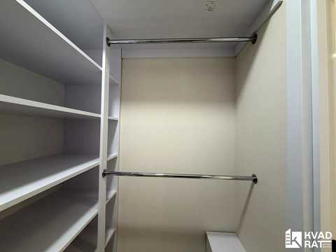 квартира по адресу Романа Левицкого ул., (Будинок L5)