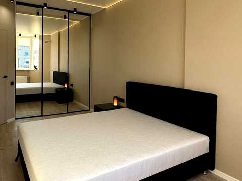квартира за адресою Корольова вул., 4