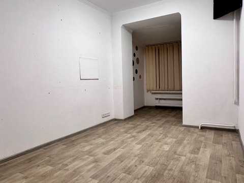 комерційна за адресою Олега Куцина вул., 2