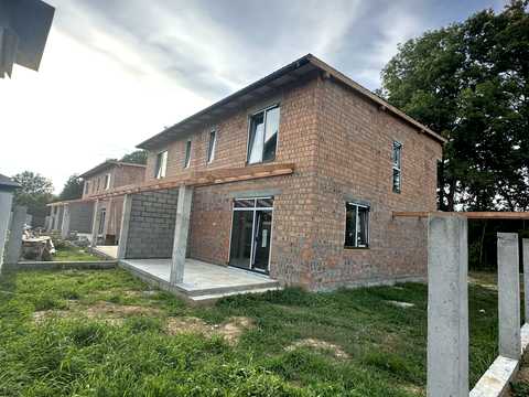 дом по адресу Степана Бандеры ул.