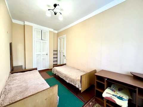 квартира за адресою Мостобудівників вул., 8