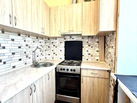 квартира за адресою Мостобудівників вул., 8