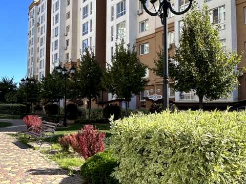 квартира за адресою Героїв Небесної Сотні просп., 28