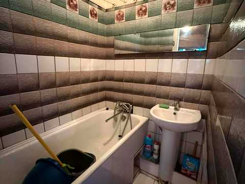 квартира за адресою Метробудівська вул., 5