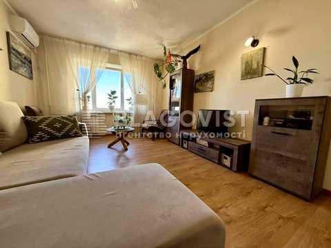 квартира за адресою Йорданська вул. (Лайоша Гавро), 9-Б
