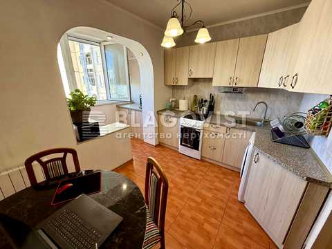 квартира за адресою Йорданська вул. (Лайоша Гавро), 9-Б