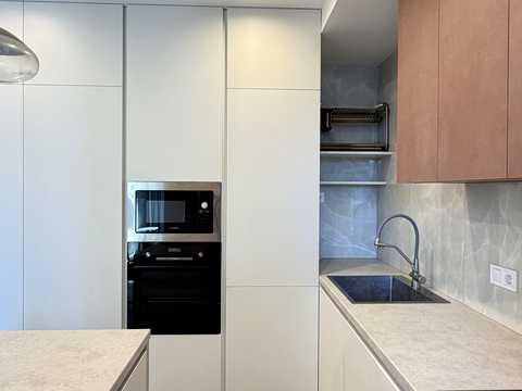 квартира за адресою Салютна вул., 2к8