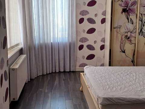квартира по адресу Средняя ул. (Середня), 24 к5