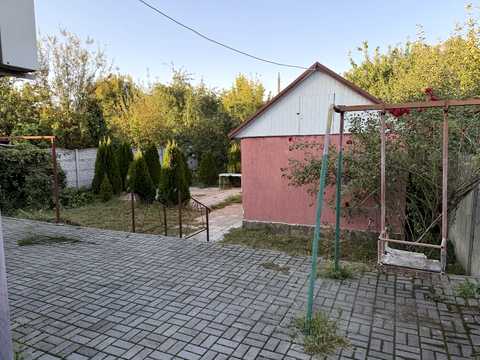 дом по адресу Ивана Трубы ул. (Котовського)