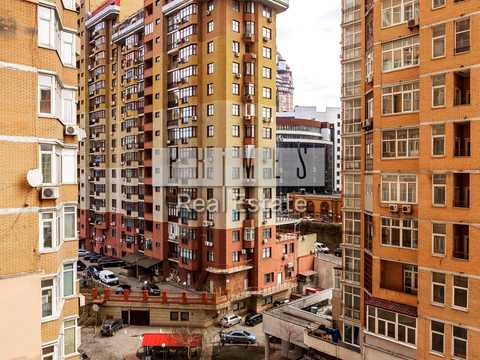квартира за адресою Євгена Коновальця вул. (Щорса), 32-Г