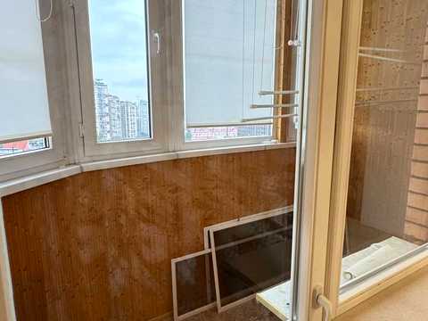 квартира за адресою Лабораторний пров., 6