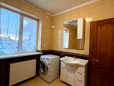 будинок за адресою Лісна вул., 38