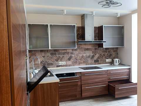 квартира за адресою Соборності просп. (Возз'єднання), 30-А