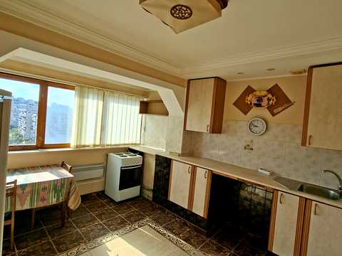 квартира за адресою Вишняківська вул., 12-А