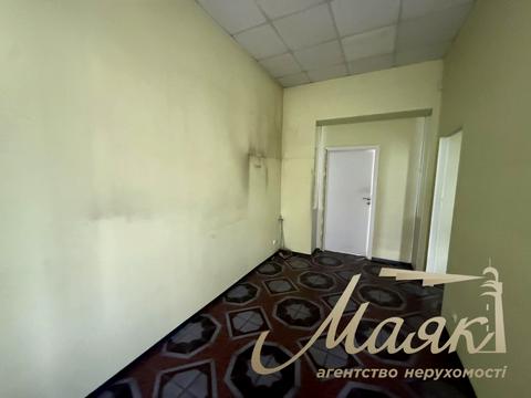 комерційна за адресою Берестейський просп. (Перемоги), 33/2