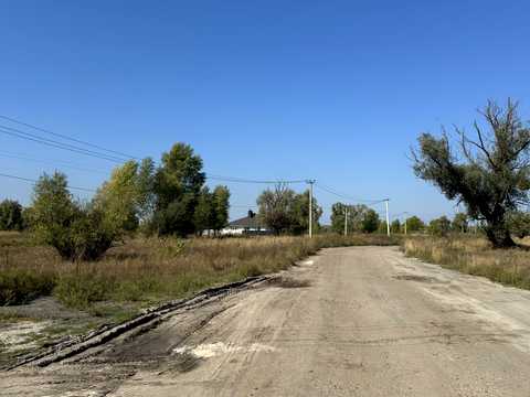 ділянка за адресою Лугова вул., 5