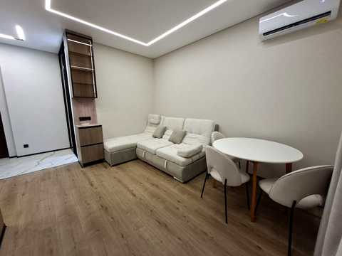 квартира за адресою Краснова вул., (68 перлина)