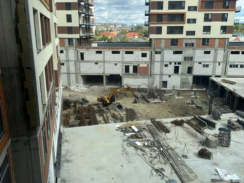 квартира по адресу Дмитра Снігурського ул., (Будинок)