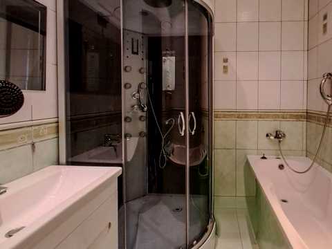 квартира по адресу Химиков ул., 17-Б