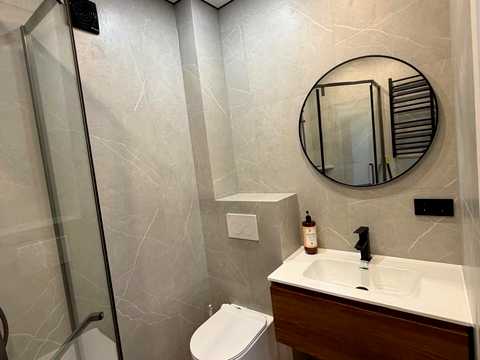 квартира за адресою Леоніда Каденюка вул., 18