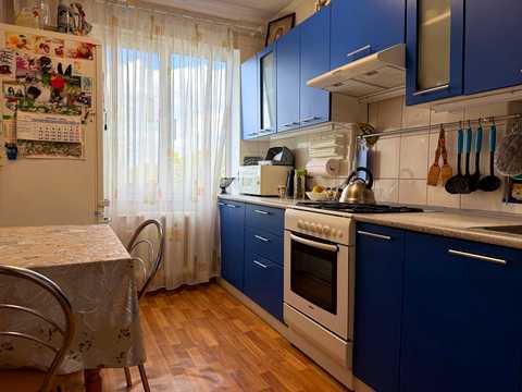 квартира по адресу Юрия Кондратюка ул. (Комунарівська), 7