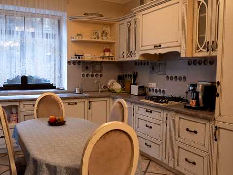 будинок за адресою 9-та Лінія вул., 114А