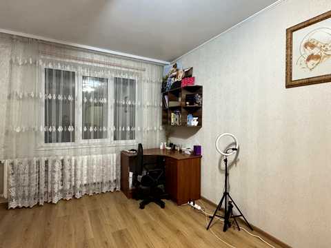 квартира за адресою Молодіжна вул., 52