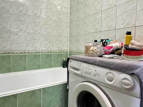 квартира за адресою Молодіжна вул., 52