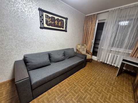 квартира за адресою Анни Ахматової вул., 43