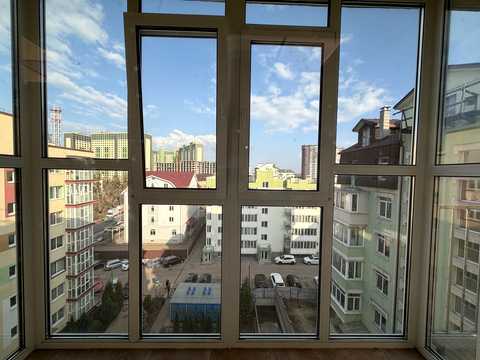 комерційна за адресою Сергія Колоса вул., 1-Б