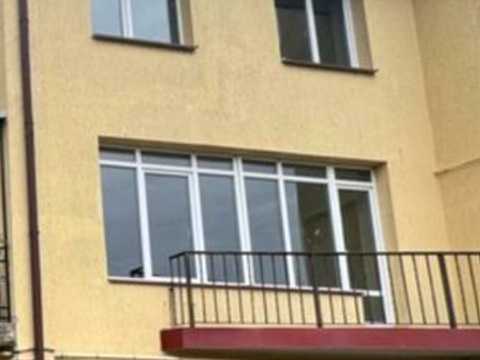 будинок за адресою Дмитра Яворницького вул.