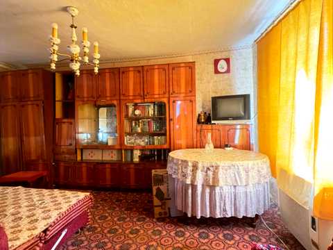дом по адресу Солідарності, 98