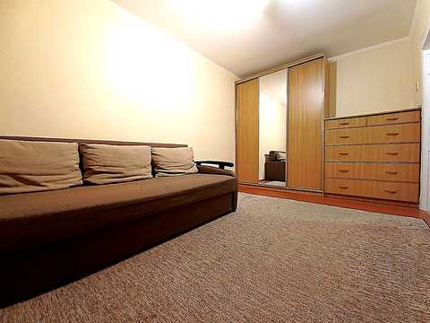 квартира за адресою Братиславська вул., 34-Б