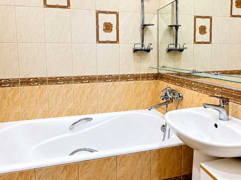 квартира за адресою Введенська вул., 26