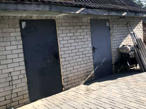 будинок за адресою Центральна вул.