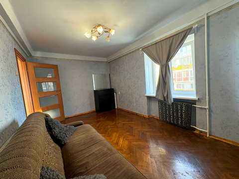 квартира за адресою Остапа Вишні вул., 7
