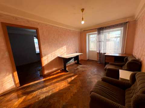 квартира за адресою Остапа Вишні вул., 7