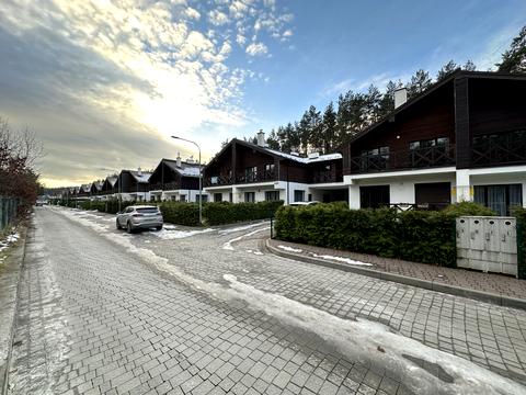 будинок за адресою Невеличука вул., 10