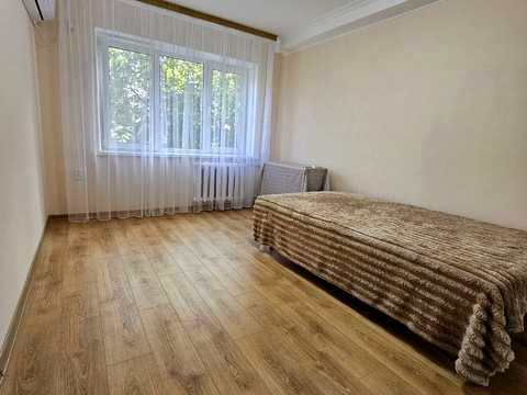 квартира за адресою Дарницький бульв., 9