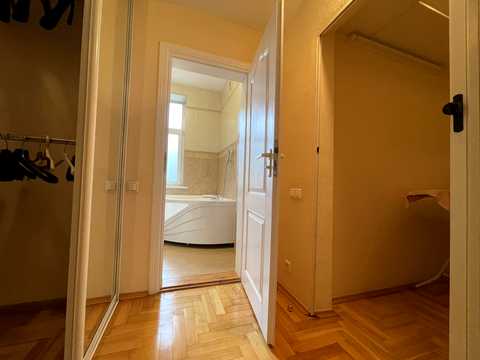квартира за адресою Пилипа Орлика вул., 10