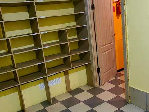 комерційна за адресою Князів Острозьких вул. (Московська), 39